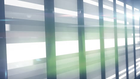 animación de pantallas en movimiento sobre fondo azul