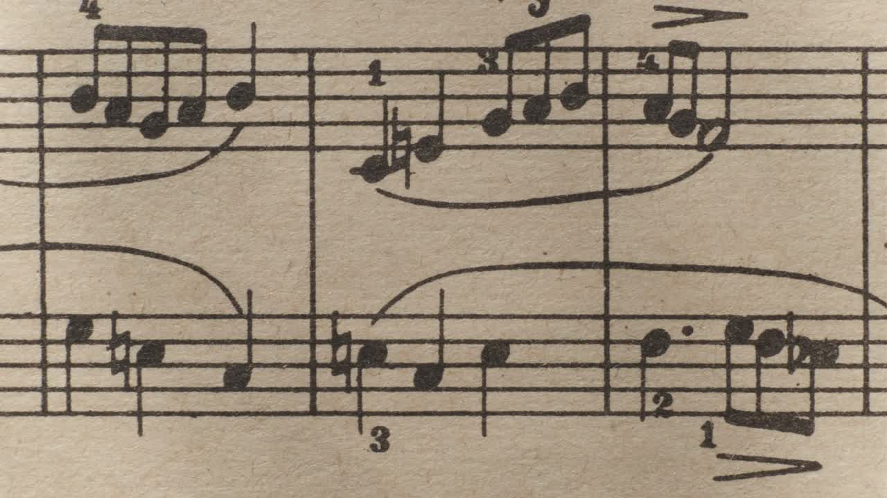 카메라가 노트북 위로 이동, 클로즈업, 매크로 뷰, 슬라이더 이동