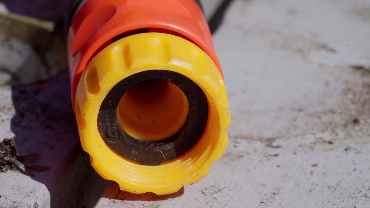 Hose connector, plastic gardening equipment, nozzle adapter fitments