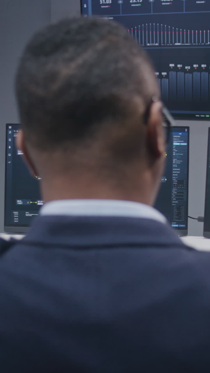 sala de control de seguimiento y análisis de datos