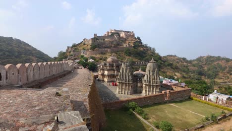 kumbhalgarh is a mewar fortress on the westerly range of aravalli hills, in the rajsamand district near udaipur of rajasthan state in western india.