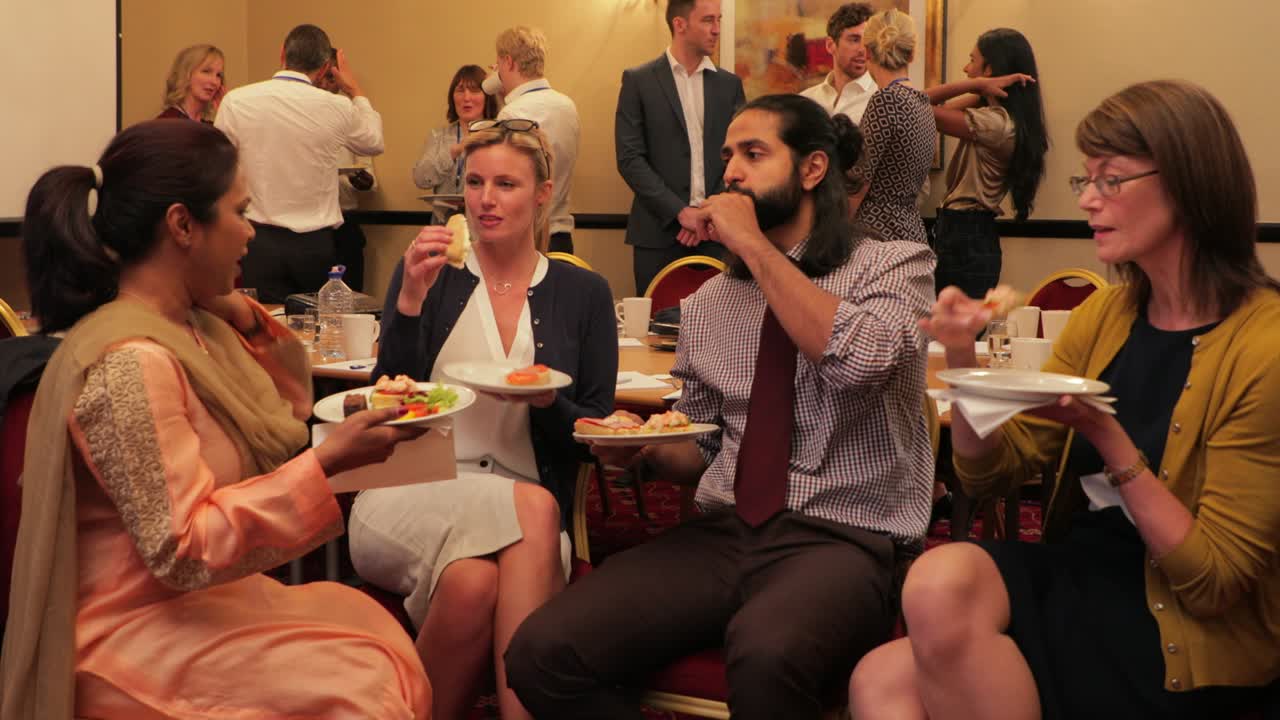 비즈니스 점심 휴식