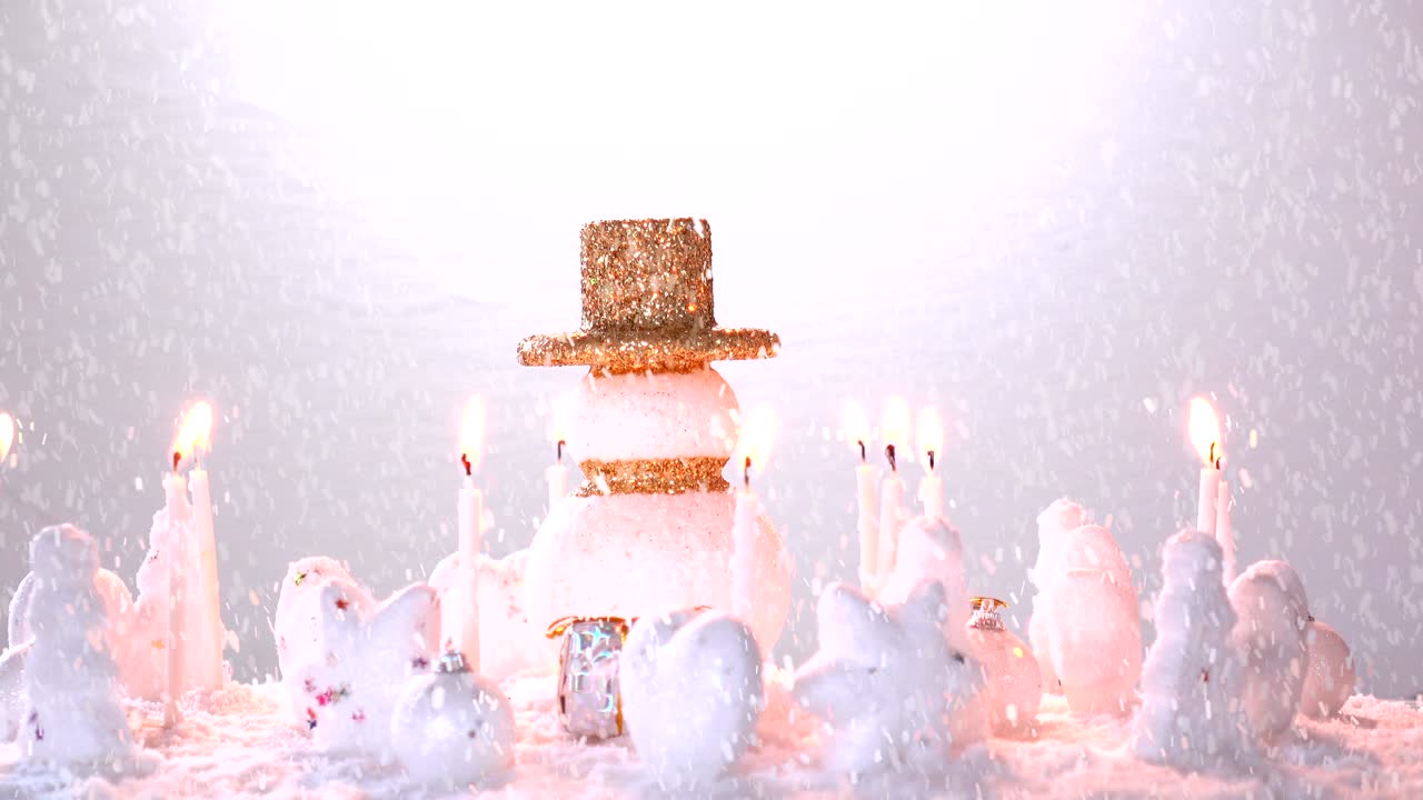 새해 또는 크리스마스 휴가 국제에 눈에 snowman., 행복한 시간, 눈이 떨어지는 회전 360도 주변 으로 볼 수 있습니다.