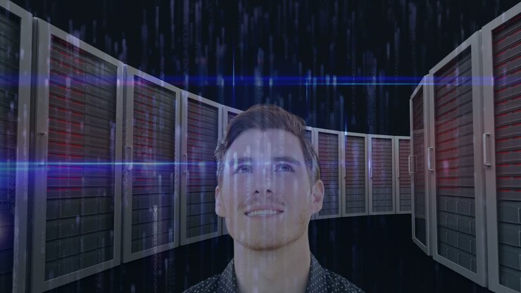 Анимация обработки данных над бизнесменом в серверной