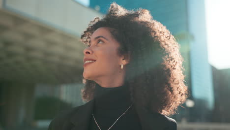 cara, pensando y el viento con un negocio negro