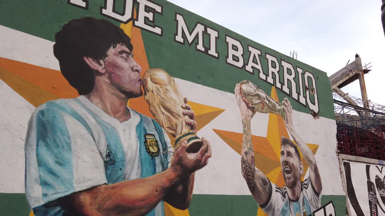 Diego Maradona and Lionel Messi famous argentine world cup winners, soccer players