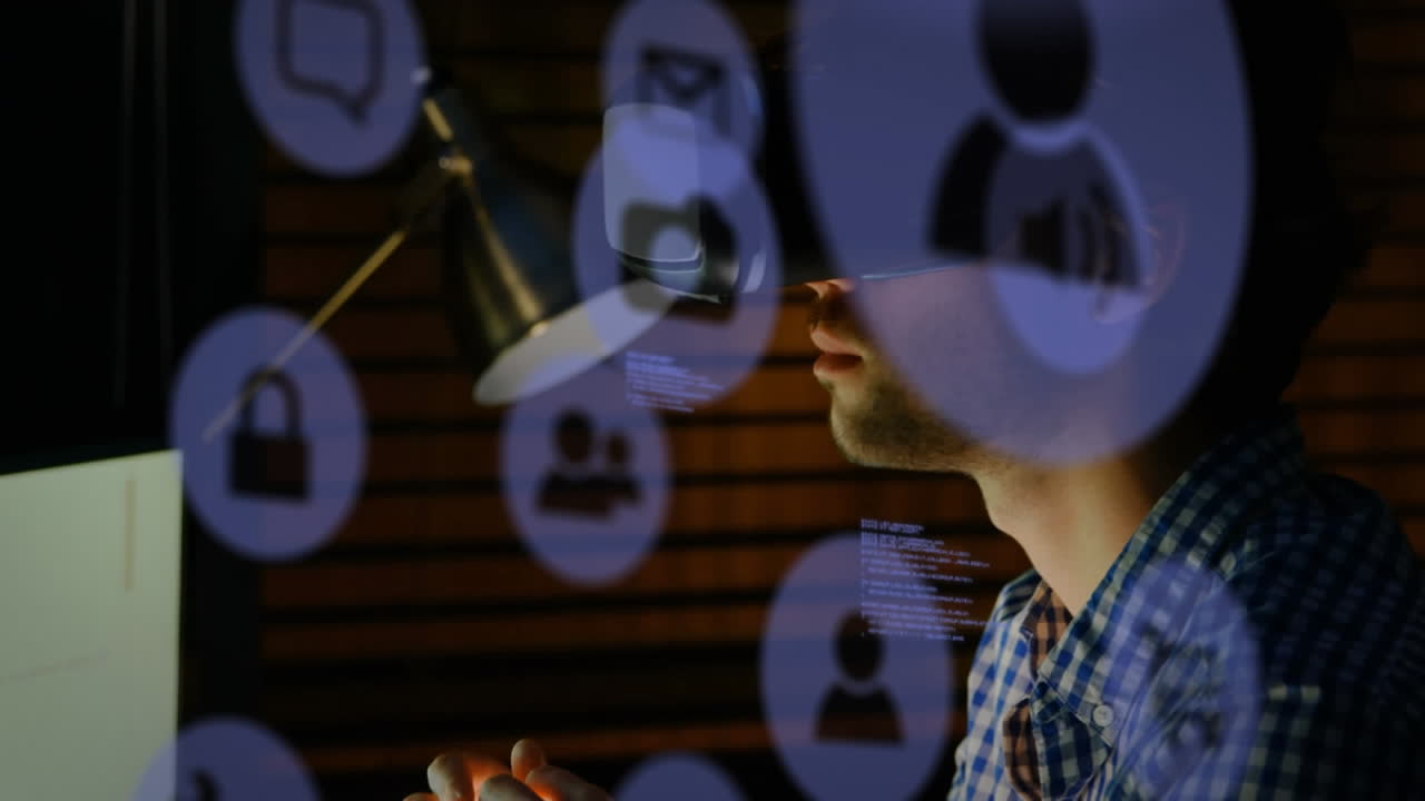 animación de iconos de redes sociales y procesamiento de datos sobre hombre biracial que usa auriculares vr