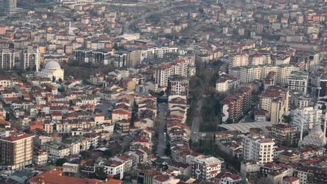 Blick-Aus-Der-Vogelperspektive-Auf-Wohngebäude-In-Der-Stadt-Istanbul