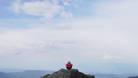the serene nature of this high-altitude location enhances the feeling of tranquility and mindfulness. perfect for projects focusing on meditation, yoga, and nature's calming effects.
