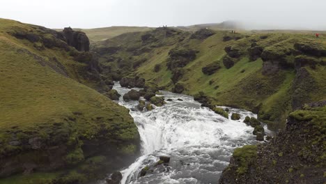 fosstorfufoss waterfall along the skógá river above skógafoss waterfall on the laugavegur trail - iceland