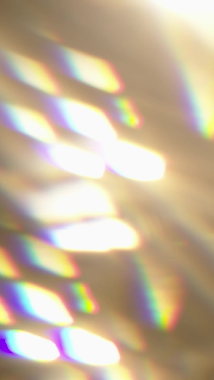 Bagliore dorato tenue dell'obiettivo con sfere bokeh