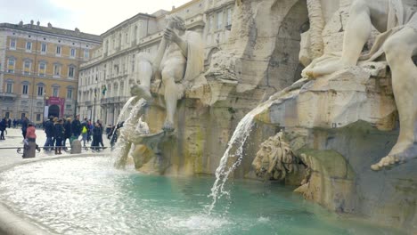 trevi fountain in rome