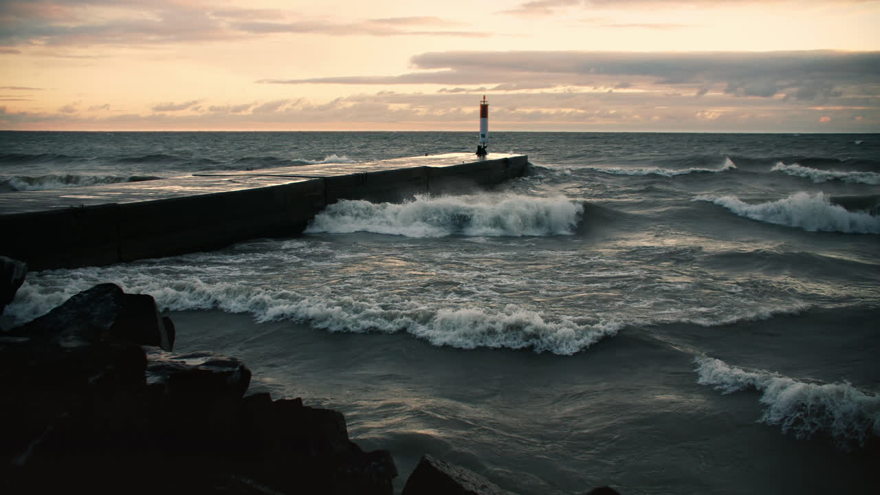 Powerful Storm Waves Crashing against Coastal Shoreline Lighthouse Pier ...
