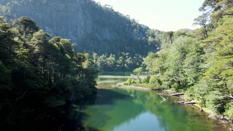 huerquehue國家公園的奇科湖全景 - 空中圖