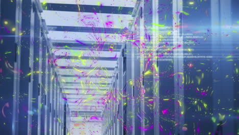animación de formas coloridas y procesamiento de datos en la sala del servidor