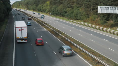 British-M1-motorway-in-Leicester-England