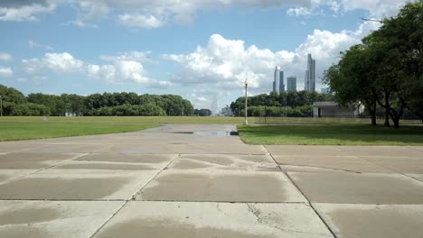 chicago buckingham fountain in the distance seen from a car window