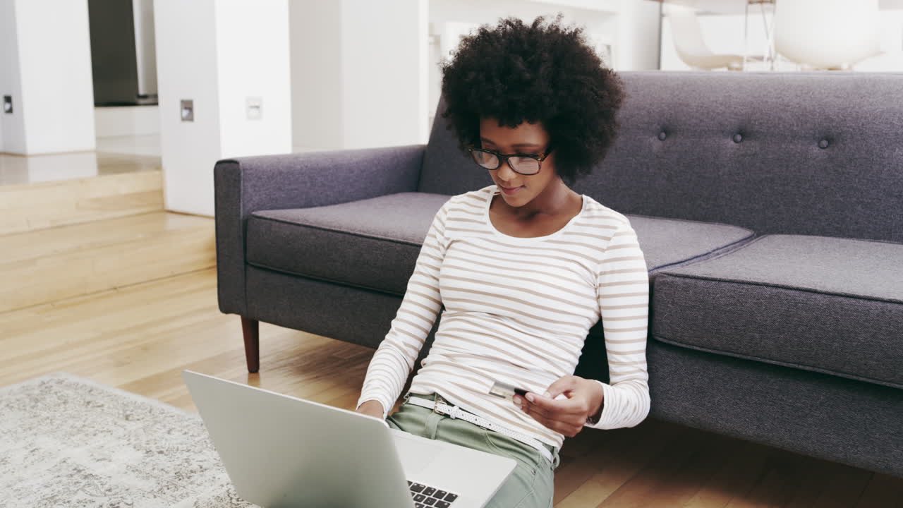 The convenience of shopping onlline