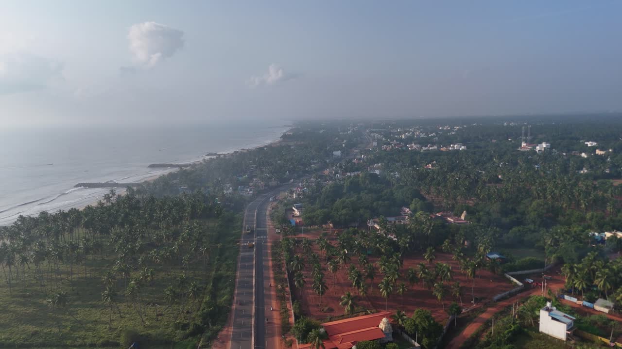 perspectiva aérea panorámica del próspero y en evolución horizonte de puducherry