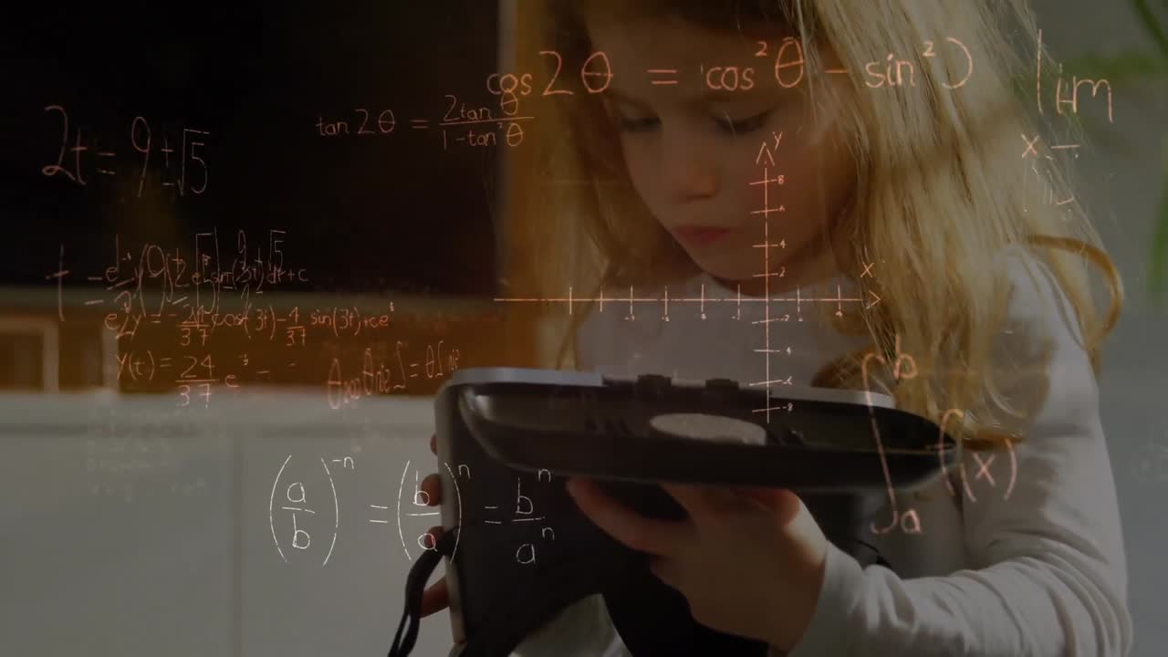 animación de dibujos matemáticos y ecuaciones sobre el niño que usa auriculares vr