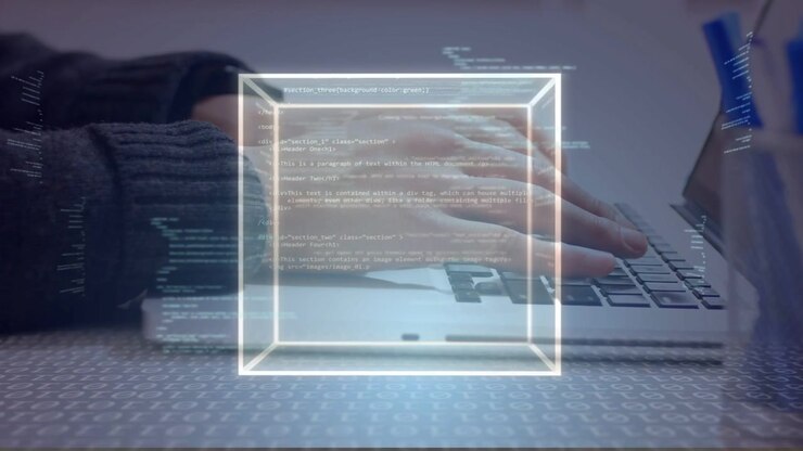 Desenvolvedor digitando no laptop, iniciando cubo wireframe esmaecendo e girando com código rolando para depuração.