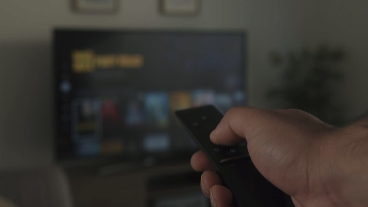 원격 제어를 사용하여 스트리밍 앱에서 zapping