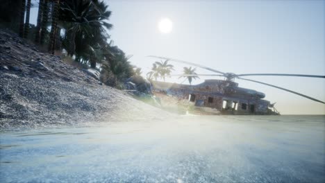 viejo helicóptero militar oxidado cerca de la isla