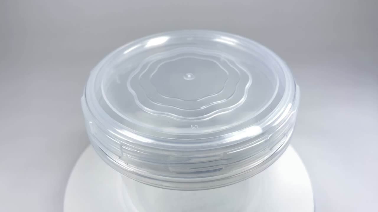 закрытый контейнер цилиндр, близкий видеоклип