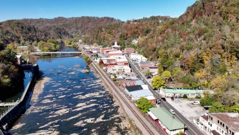 Aerial-push-into-Marshall-NC,-North-Carolina