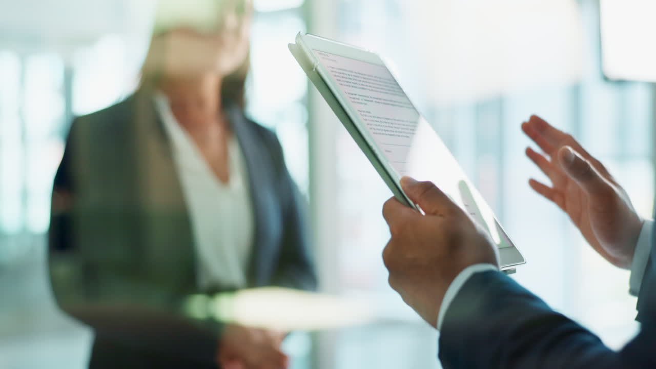 colaboración empresarial mediante la tableta