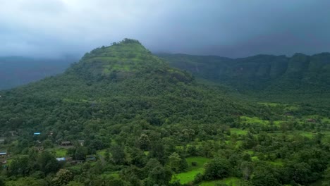 beautiful-greenery-forest-hill-station-day-to-night-hyperlapse-view