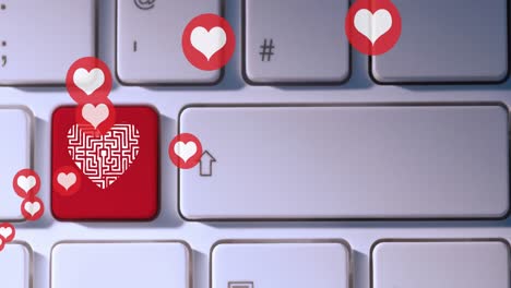 Animación-De-Iconos-De-Corazón-De-Amor-En-Las-Redes-Sociales-Y-Procesamiento-De-Datos-Sobre-El-Teclado-De-Computadora