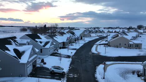 Self-driving-car-backs-into-driveway-at-home