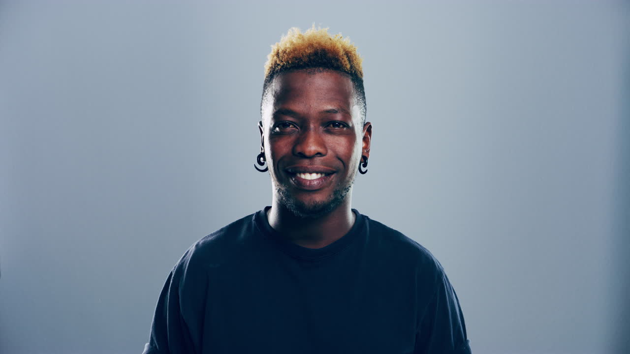 Retrato de un hombre sonriente