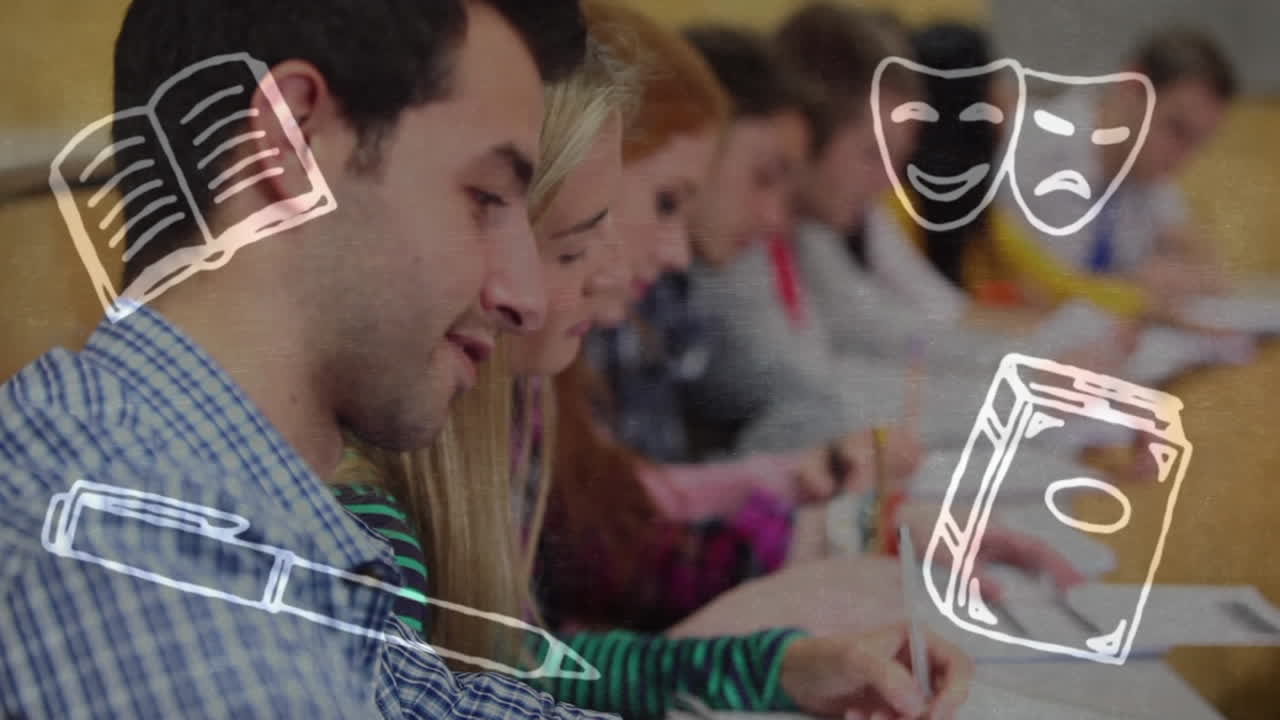 iconos de concepto de la universidad contra marcas de tiza verde