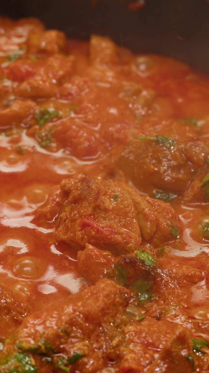 Delicious and Spicy Chicken Tikka Masala