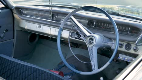 chevrolet impala interior de la década de 1960, coche de la vieja escuela, coche clásico, coche americano, tablero de instrumentos de coche