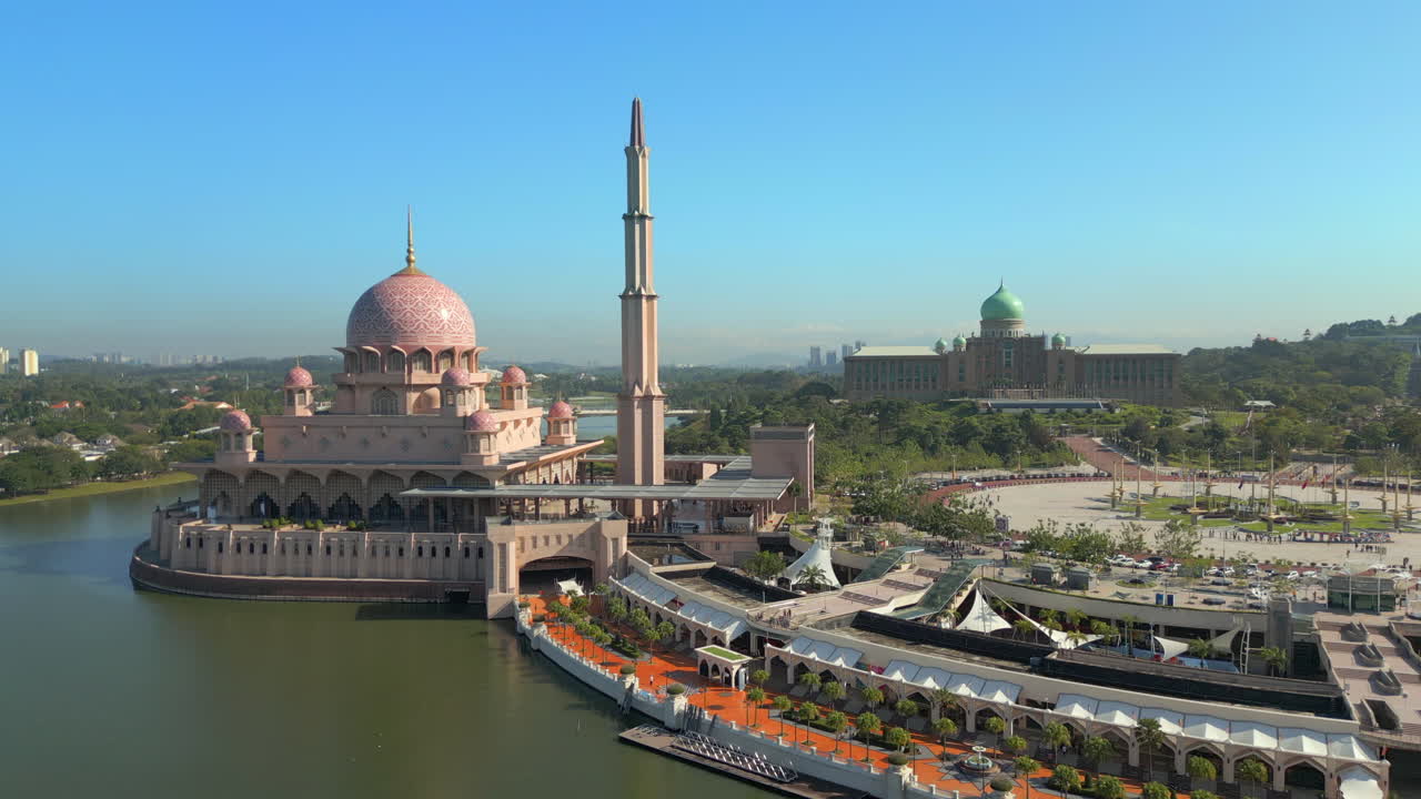 Glorious Masjid Putra In The Morning Sun Kuala Lumpur Malaysia Drone Track In 4K 60FPS