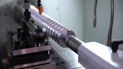 máquina de fresado cnc para el trabajo de metales.