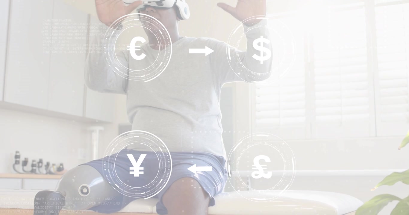 Uomo con protesi alla gamba che indossa un visore VR e converte icone di valuta virtuale in una demo finanziaria