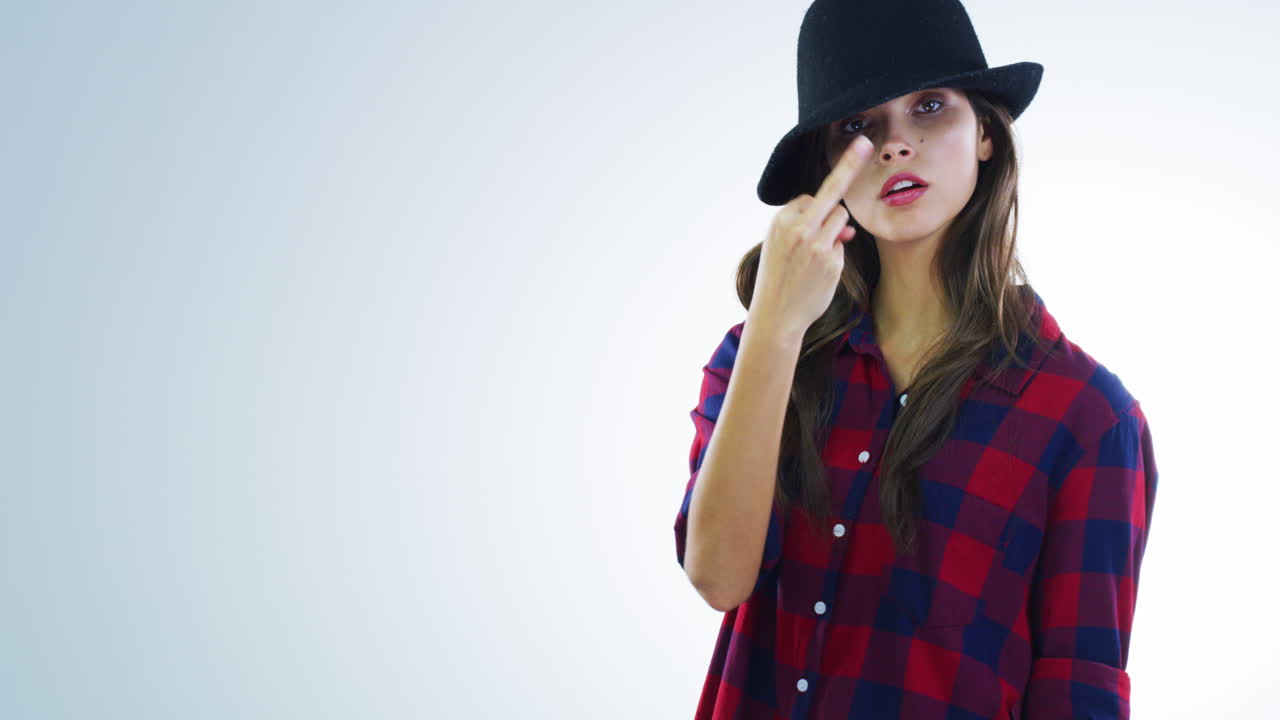 ¡quieres algo malo? ¡puedo mostrarte algo malo!