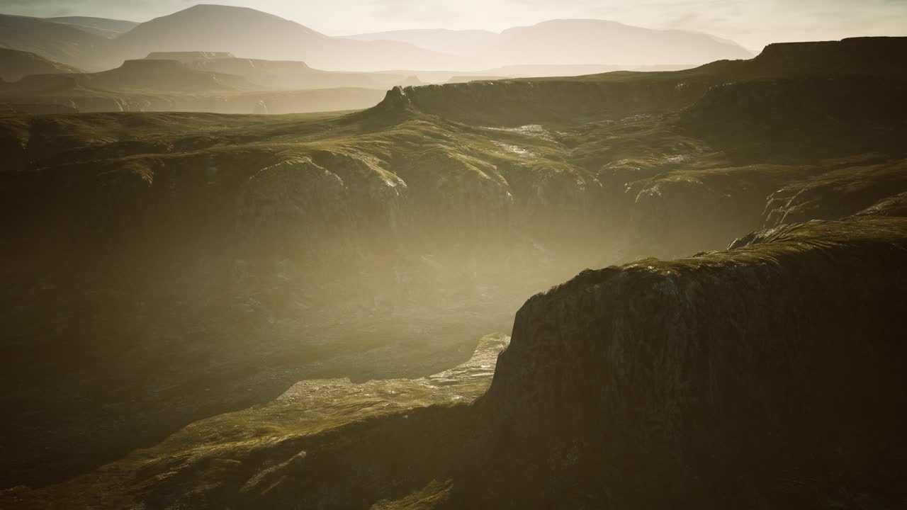 paisaje típico de las colinas verdes de islandia