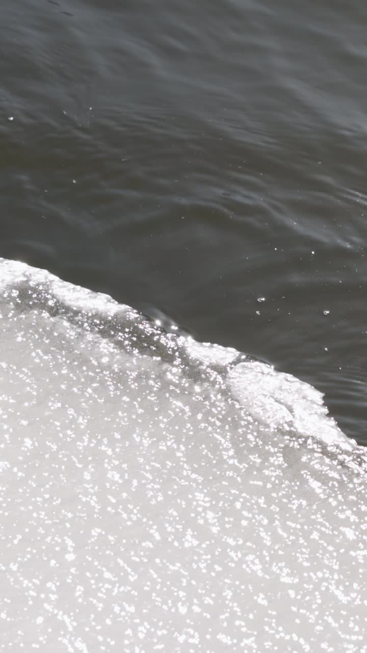 자연 속 의 호수