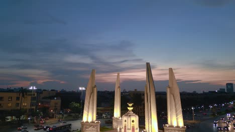 landmark bangkok democracy monument