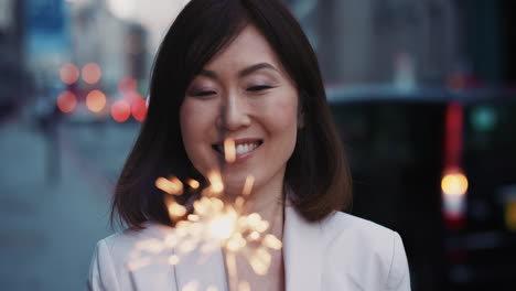 Retrato-En-Cámara-Lenta-De-Una-Hermosa-Mujer-Japonesa