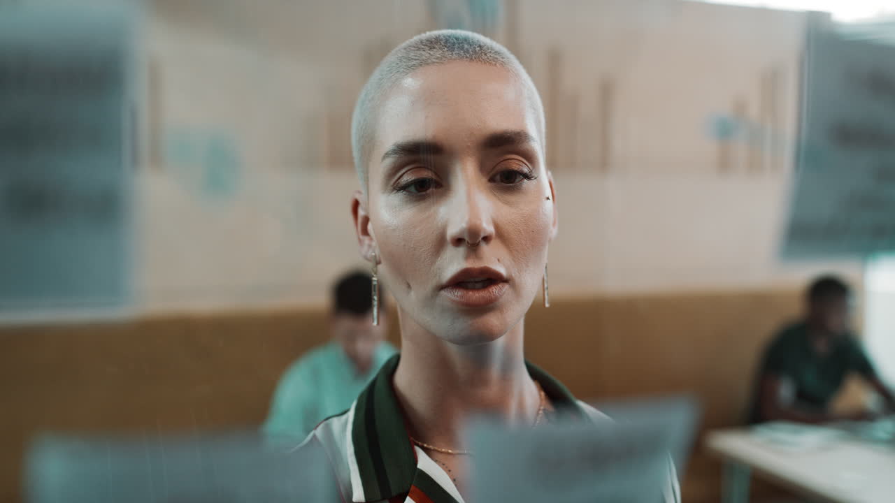 necesito a estos dos para atar.