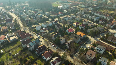 Urbanización-Chwarzno-En-Un-Día-Soleado-En-Gdynia,-Polonia