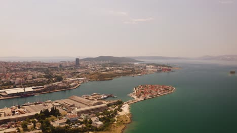 Eine-Schöne-Aussicht-Auf-Die-Stadt