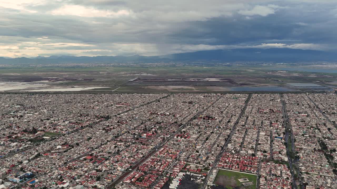 에카테페크 (ecatepec) 에서 볼 수 있는 텍스코코 생태공원 (texcoco ecological park)