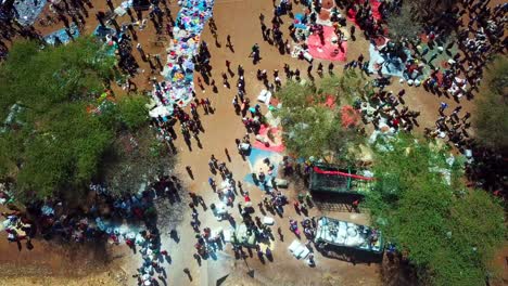 Crowded-People-At-The-Livestock-Cattle-Market-In-Moroto-Town,-Karamoja,-Uganda,-East-Africa